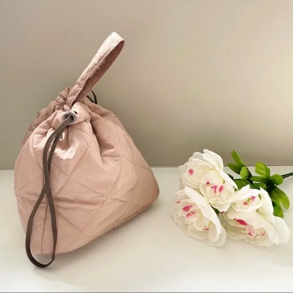 🇯🇵 Triangle drawstring bag - Picture 1 of 7